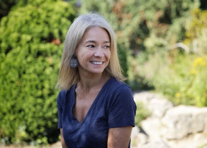 a propos de julie hecquet